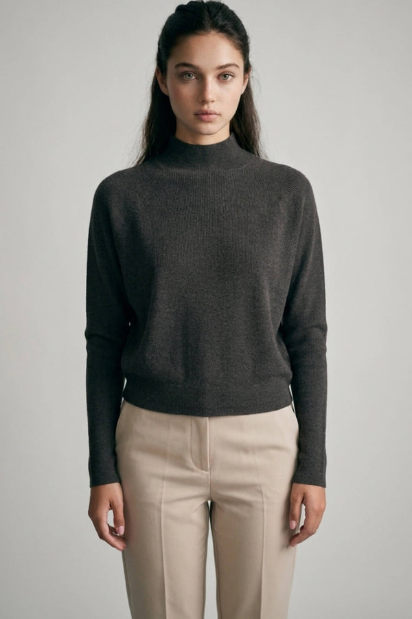 GRIS OSCURO